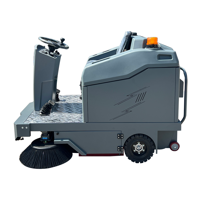 S15 skivebremsesystem Vandtank Kapacitet150l Industriel ride-on fejemaskine S15 skivebremsesystem Vandtank Kapacitet150l Industriel ride-on fejemaskine